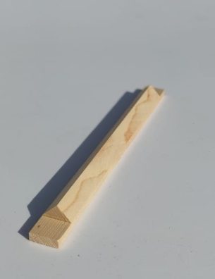 Loučka s trojúhelníkovým profilem